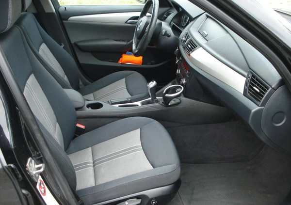 BMW X1 cena 36900 przebieg: 230000, rok produkcji 2011 z Sieraków małe 191